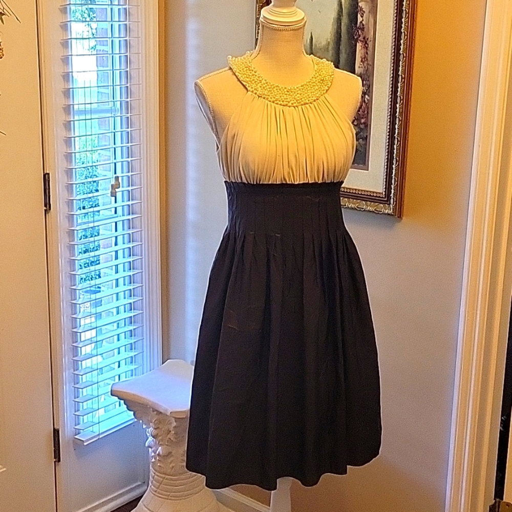 Jessica Howard pearl sleeveless dress cream top empire waist brown skirt 8 EUC